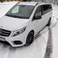Mercedes-Benz V-Class: Salonek pro šest