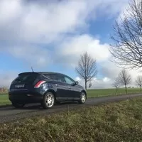 Lancia Delta 1.6 JTDm Platino: Kompaktní luxus