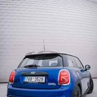 Mini Cooper S: Příběh o rybičce a okreskách