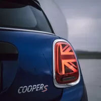 Mini Cooper S: Příběh o rybičce a okreskách