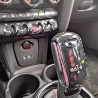 Mini Cooper S: Příběh o rybičce a okreskách
