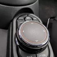 Mini Cooper S: Příběh o rybičce a okreskách