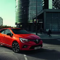 Nový Renault Clio se představuje už i zvenčí