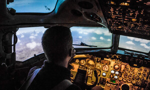 Autíčkář si hraje: Jak nejlépe zkombinovat realitu skutečnou a virtuální? Přece na simulátoru!