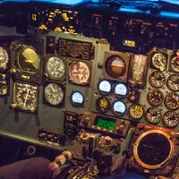 Jak nejlépe zkombinovat realitu skutečnou a virtuální? Přece na simulátoru!
