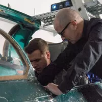 Jak nejlépe zkombinovat realitu skutečnou a virtuální? Přece na simulátoru!