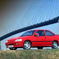Hrdinové za babku: Ford Escort RS2000