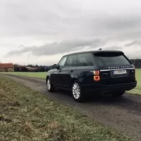 Range Rover P400e: Nepřekonatelný