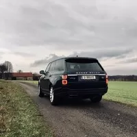 Range Rover P400e: Nepřekonatelný
