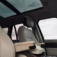 Range Rover P400e: Nepřekonatelný