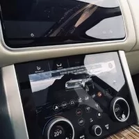 Range Rover P400e: Nepřekonatelný