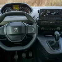 Peugeot Rifter Active 1.5 BlueHDi 100 MAN 5: Prostě dělník