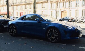 Autíčkář na cestách: Motorismus na Pařížský způsob