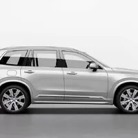 Volvo představuje faceliftovanou XC90