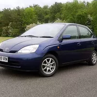 Proč Toyota nevyrábí elektromobily?