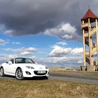 Autíčkářova garáž: Mazda MX-5 2.0 Sports Line - Proč ji nikdo nemá rád?