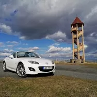 Autíčkářova garáž: Mazda MX-5 2.0 Sports Line - Proč ji nikdo nemá rád?