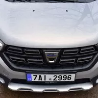 Dacia Lodgy Stepway 1.6 sCe: Hrníček od peří