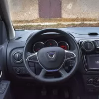 Dacia Lodgy Stepway 1.6 sCe: Hrníček od peří
