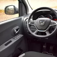 Dacia Lodgy Stepway 1.6 sCe: Hrníček od peří