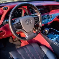 Lexus LS500h: Potřebuje ještě Yakuza Mercedes?
