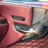 Lexus LS500h: Potřebuje ještě Yakuza Mercedes?