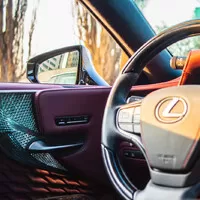 Lexus LS500h: Potřebuje ještě Yakuza Mercedes?