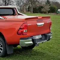 Toyota Hilux 2.4 D-4D Adventure: Dělník ve stylovém kroji