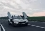 Parkování v Praze čekají změny. Hybridy už nejsou dostatečně ekologické, pokud se nenabíjí ze zásuvky