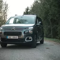 Citroën Berlingo 1.5 BlueHDi: Kombinovaný kočárek