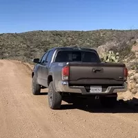 Toyota Tacoma V6 TRD Offroad: Takhle se dělá truck!
