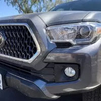 Toyota Tacoma V6 TRD Offroad: Takhle se dělá truck!
