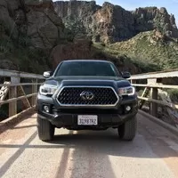 Toyota Tacoma V6 TRD Offroad: Takhle se dělá truck!
