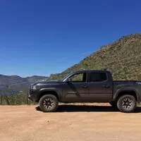 Toyota Tacoma V6 TRD Offroad: Takhle se dělá truck!