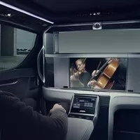 Lexus představuje svůj první minivan