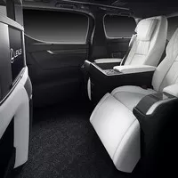 Lexus představuje svůj první minivan