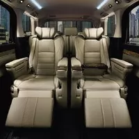 Lexus představuje svůj první minivan