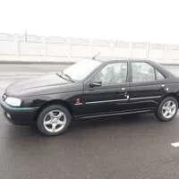 Zbrusu nový Peugeot 405? V Ázerbajdžánu to není nic neobvyklého.