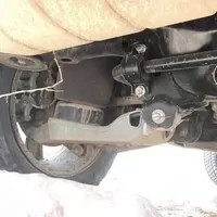 Nový Defender nedostane pevnou zadní nápravu. Poláci mají ale řešení.
