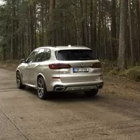 BMW X5 xDrive 30d: Velké auto, nebo malý dům?