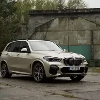 BMW X5 xDrive 30d: Velké auto, nebo malý dům?
