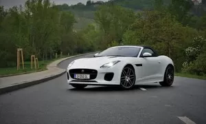 Recenze & testy: Jaguar F-Type Cabriolet R-Design: Sporťák do každého počasí a kabrio pro každý den