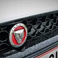 Jaguar F-Type Cabriolet R-Design: Sporťák do každého počasí a kabrio pro každý den