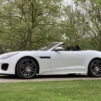 Jaguar F-Type Cabriolet R-Design: Sporťák do každého počasí a kabrio pro každý den