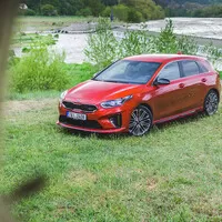 Kia Ceed GT: Nymburkring material