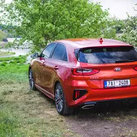 Kia Ceed GT: Nymburkring material