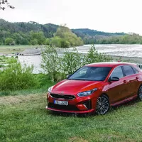 Kia Ceed GT: Nymburkring material