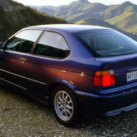 Ptejte se: Jaké první auto?