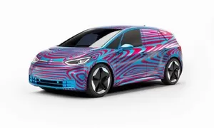 Volkswagen ID.3 slaví předprodejní úspěch. Na šampaňské je ale ještě brzy.