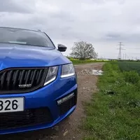 Škoda Octavia RS TDI 4x4: Služebák středního managementu